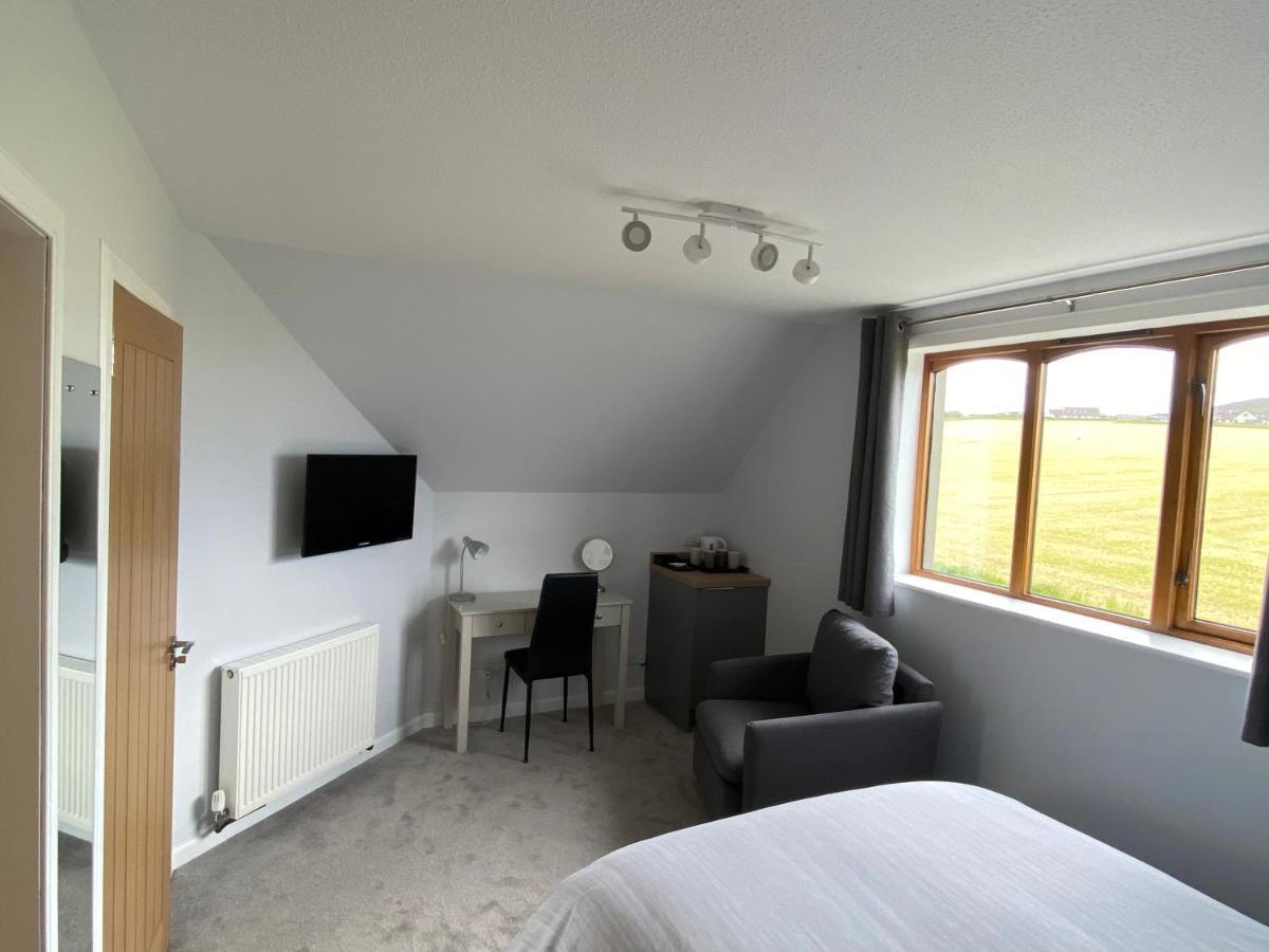 Aultnagar Accommodation Оркни Екстериор снимка